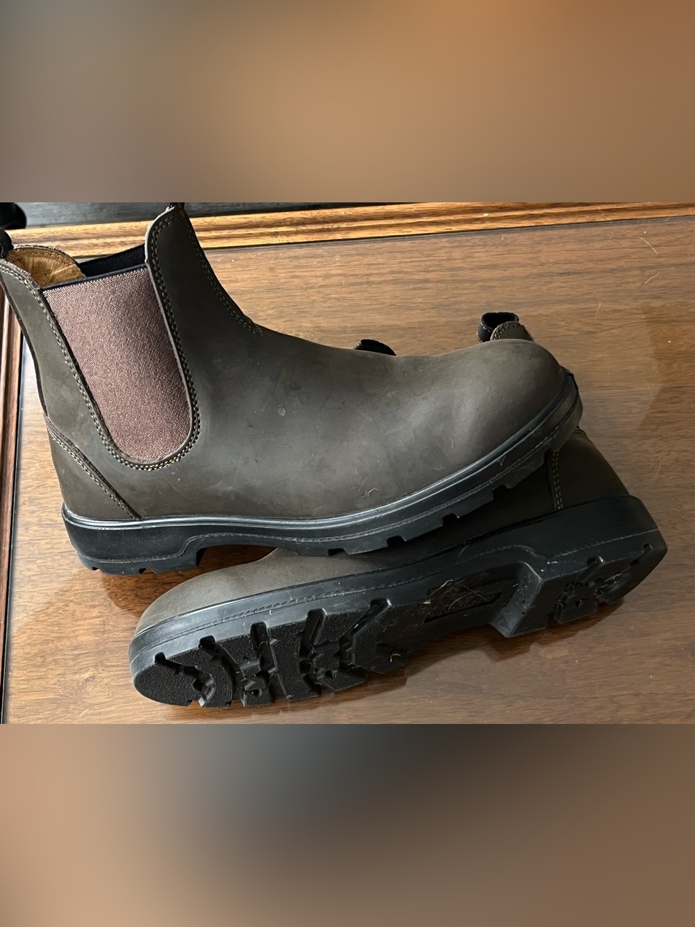 Men's Aquatherm Brown Chelsea Work Boots with Lug Sole